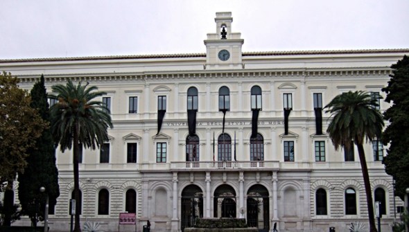 Universität Bari, Piazza Umberto